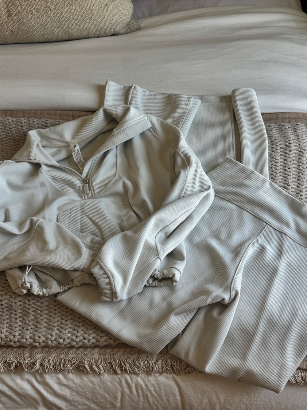 Set! Lululemon Ribbed Softstreme Set